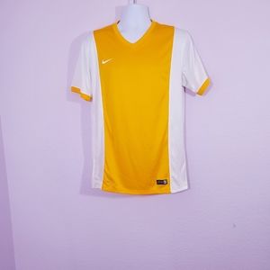 Nike Dri-Fit Shirt Size M
